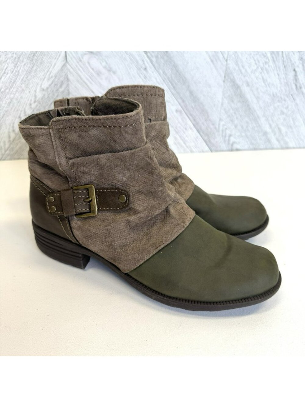 Earth Origins Phoenix Moto Ankle Boots Womens Size US 9.5W Olive Green Taupe